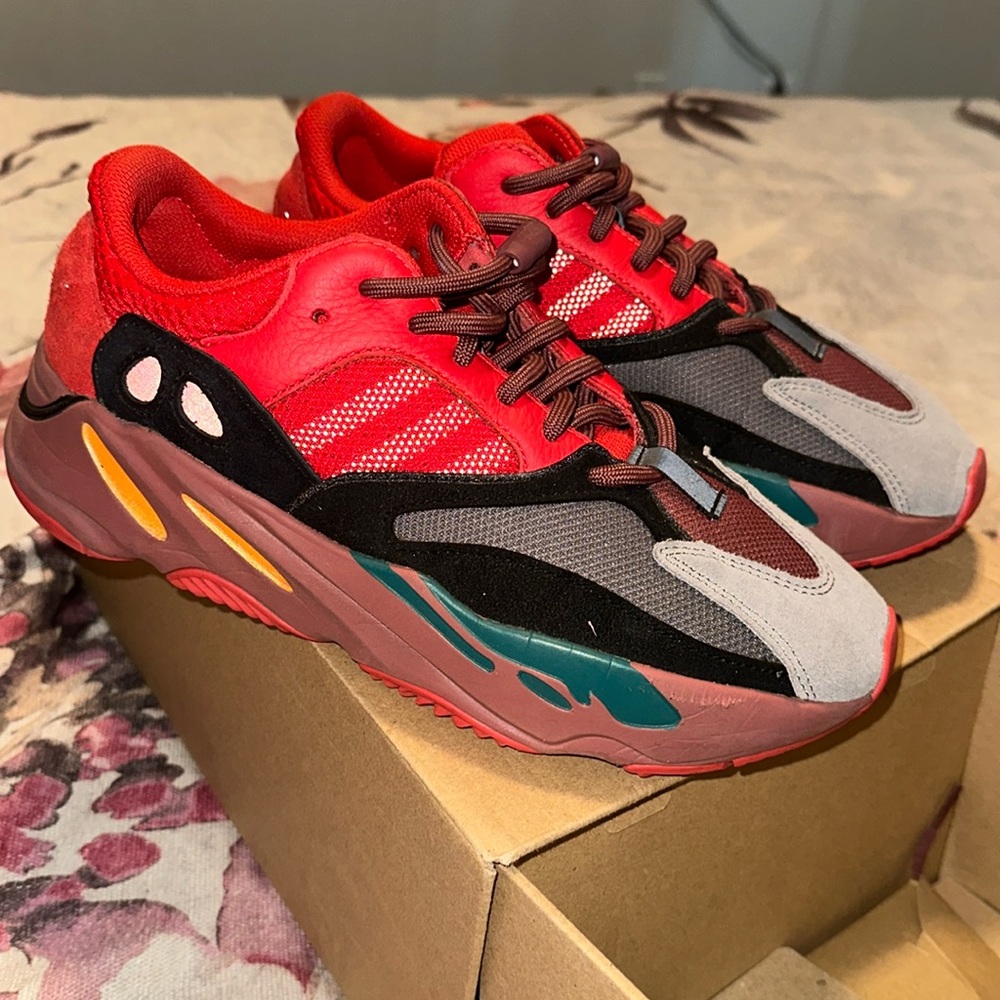 Yeezy 700 Boost